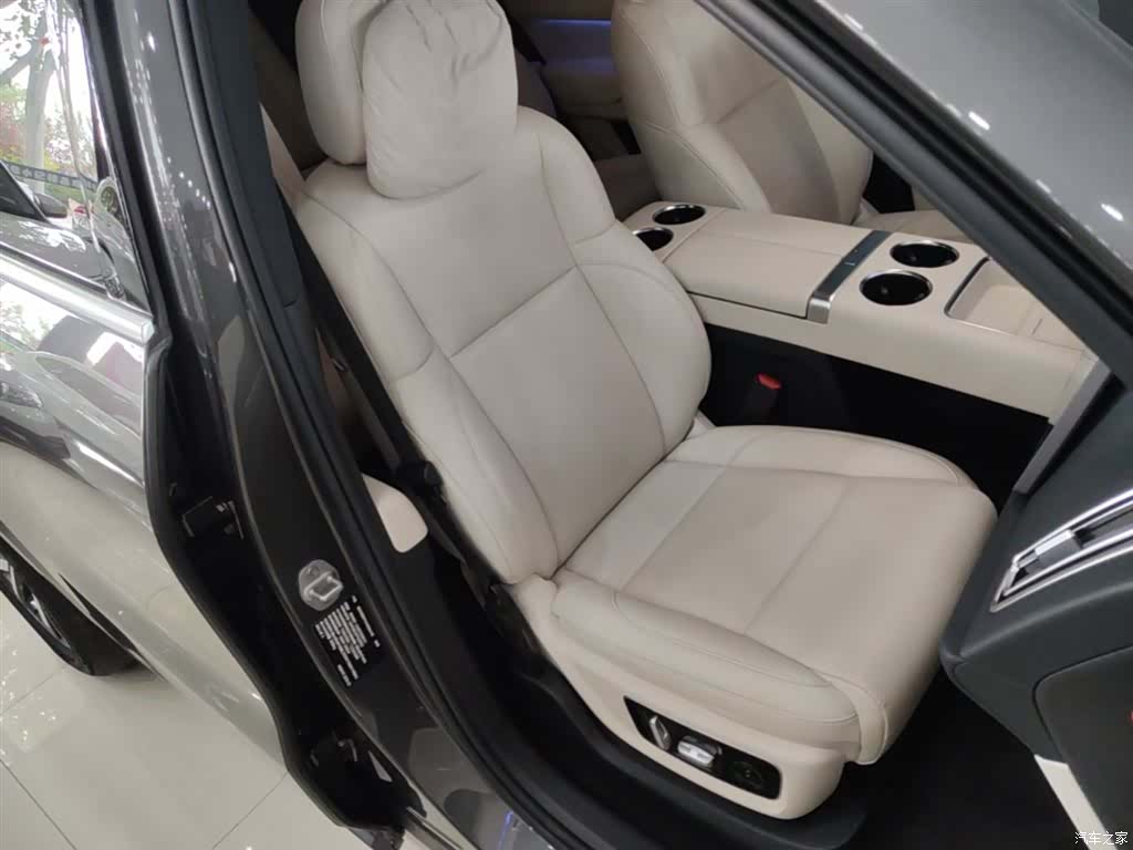 Li Auto L8, 2023 25