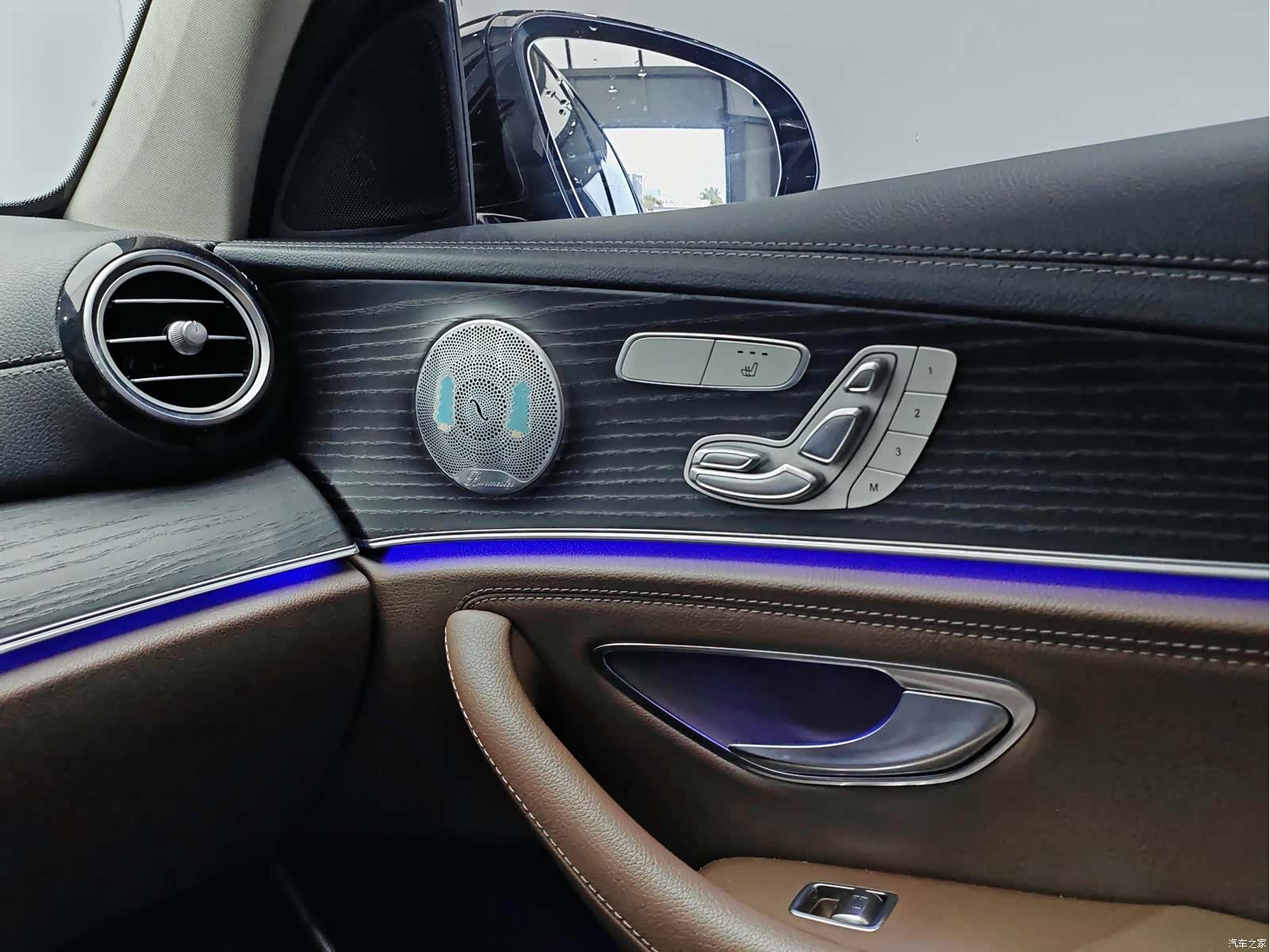 Mercedes-Benz E-Class, 2020 16
