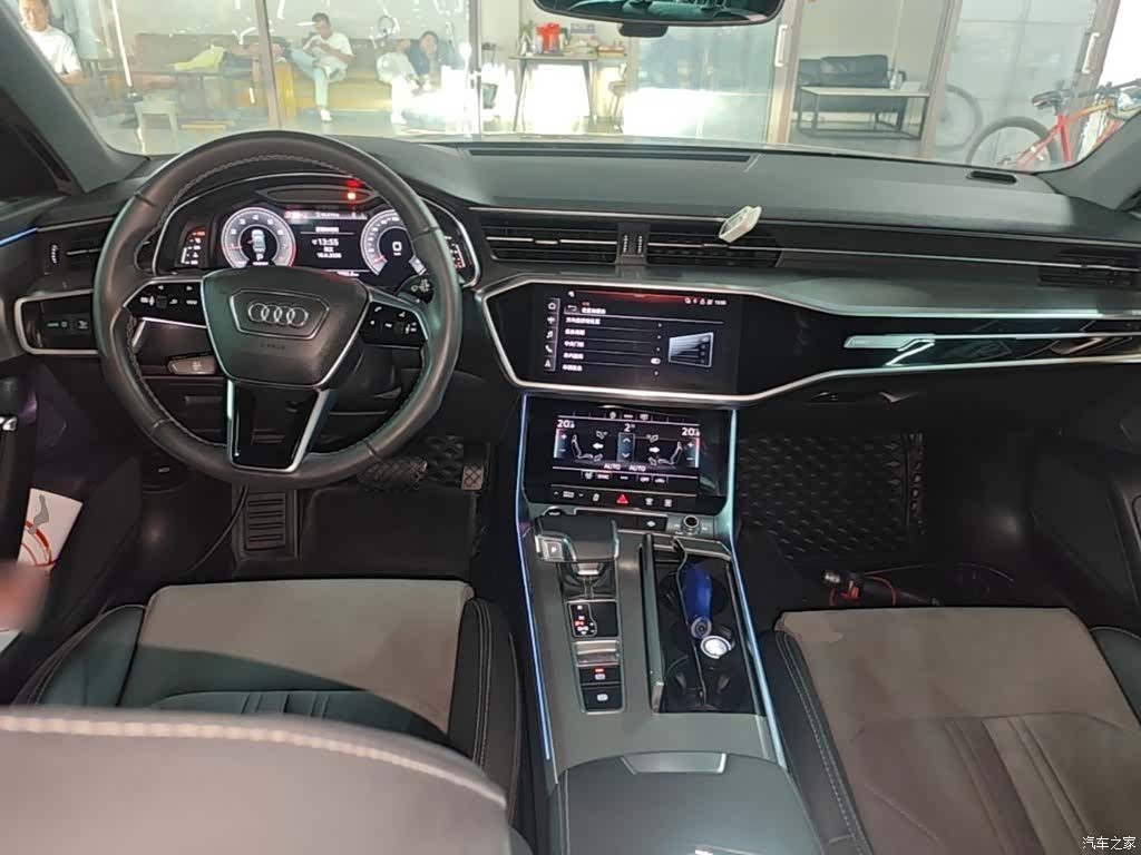 Audi A6L, 2022 10