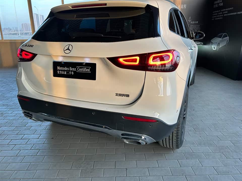 Mercedes-Benz GLA