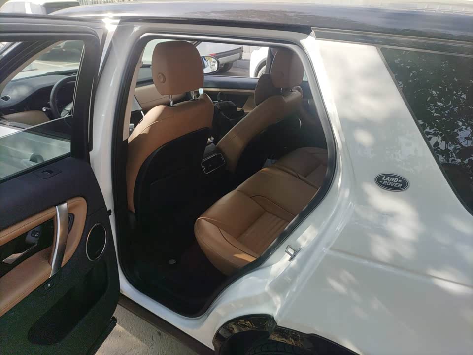 Land Rover Discover sports