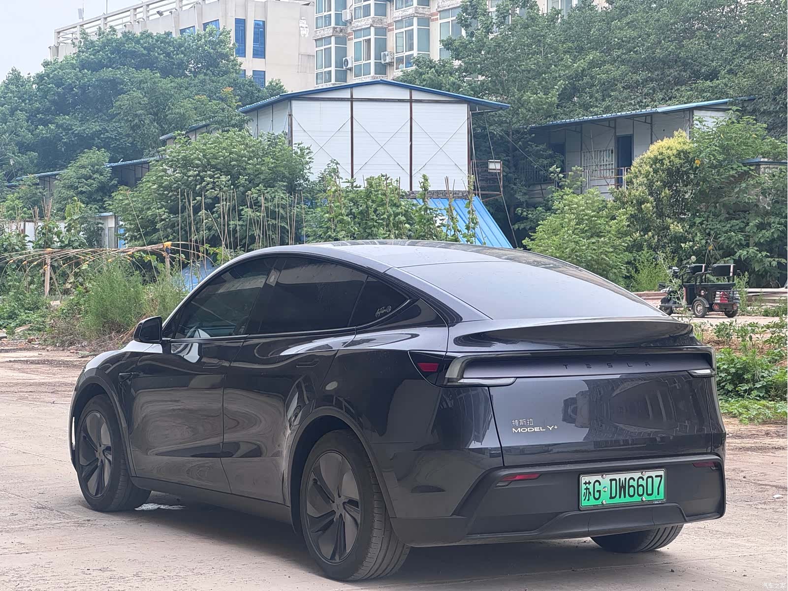 Tesla Model Y, 2026 9