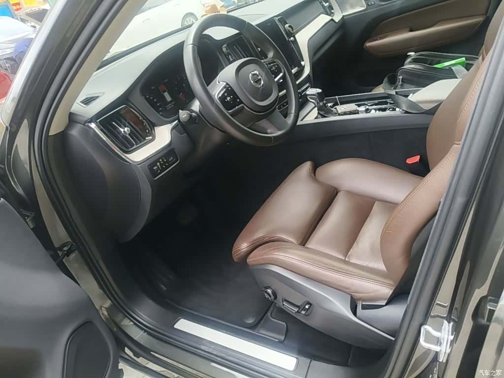 Volvo XC60, 2019 15