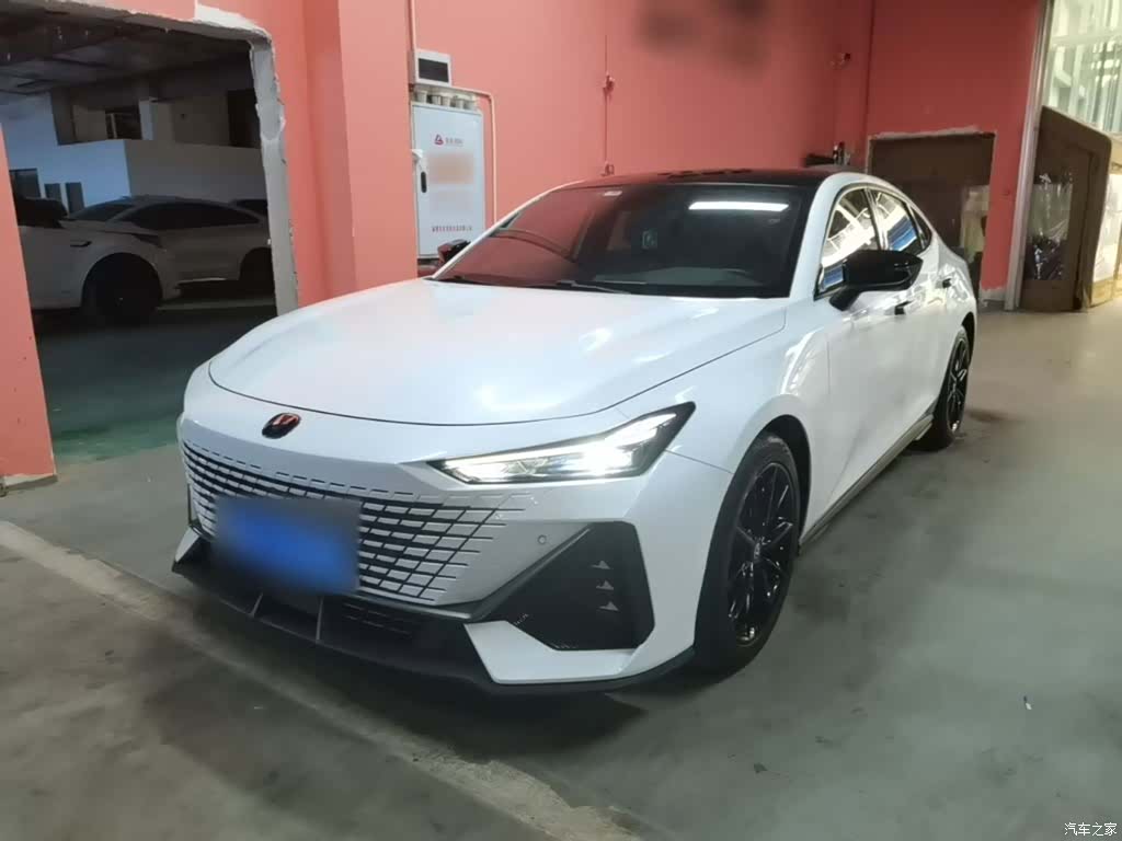 Changan UNI-V, 2023 1