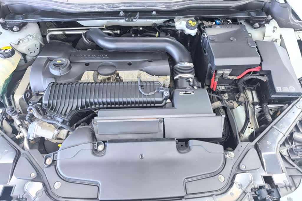 Volvo V40, 2014 10