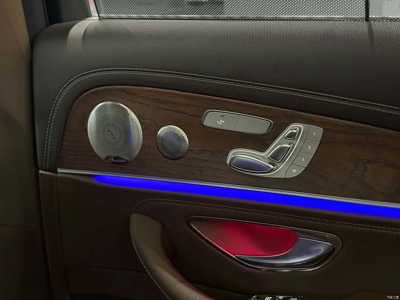Mercedes-Benz E-Class, 2022 12