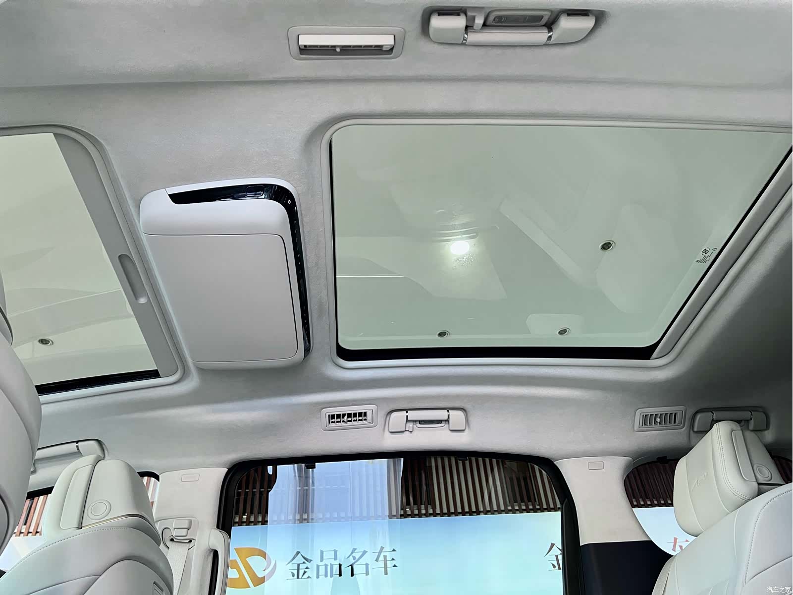 Buick GL8, 2025 12