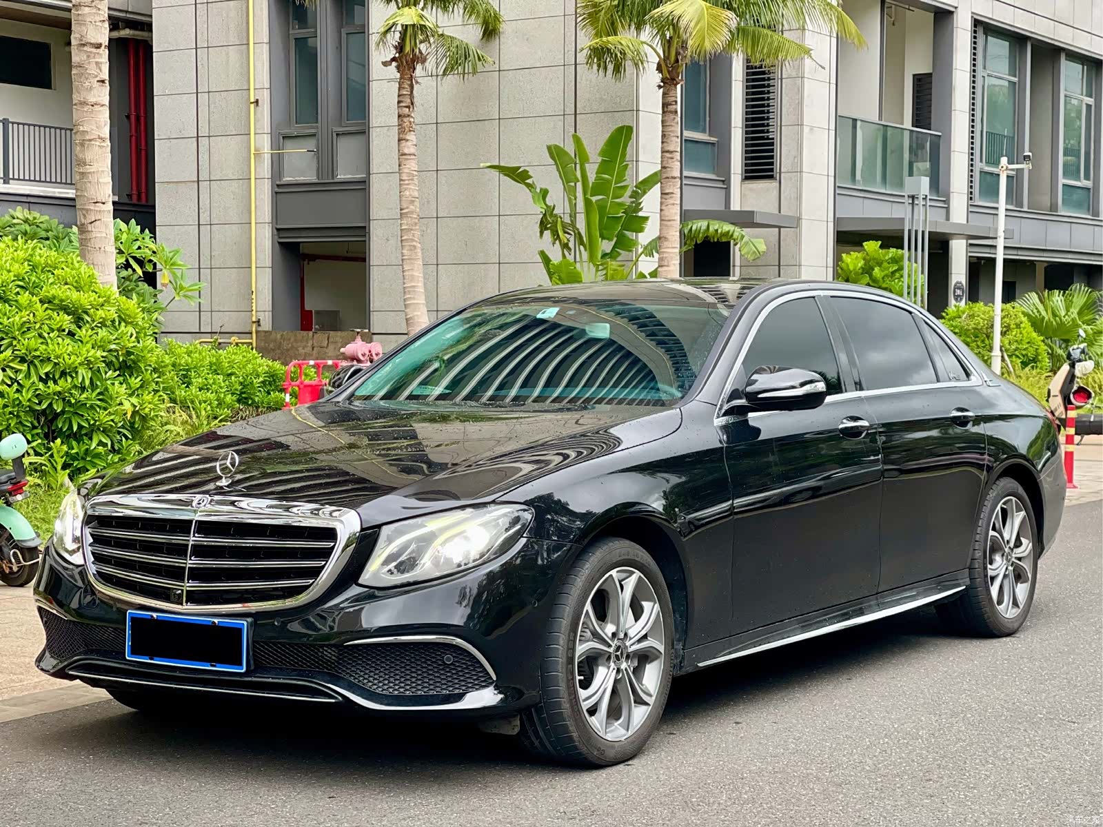 Mercedes-Benz E-Class, 2020 1
