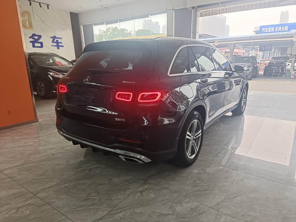 Mercedes-Benz GLC Mercedes-Benz GLC