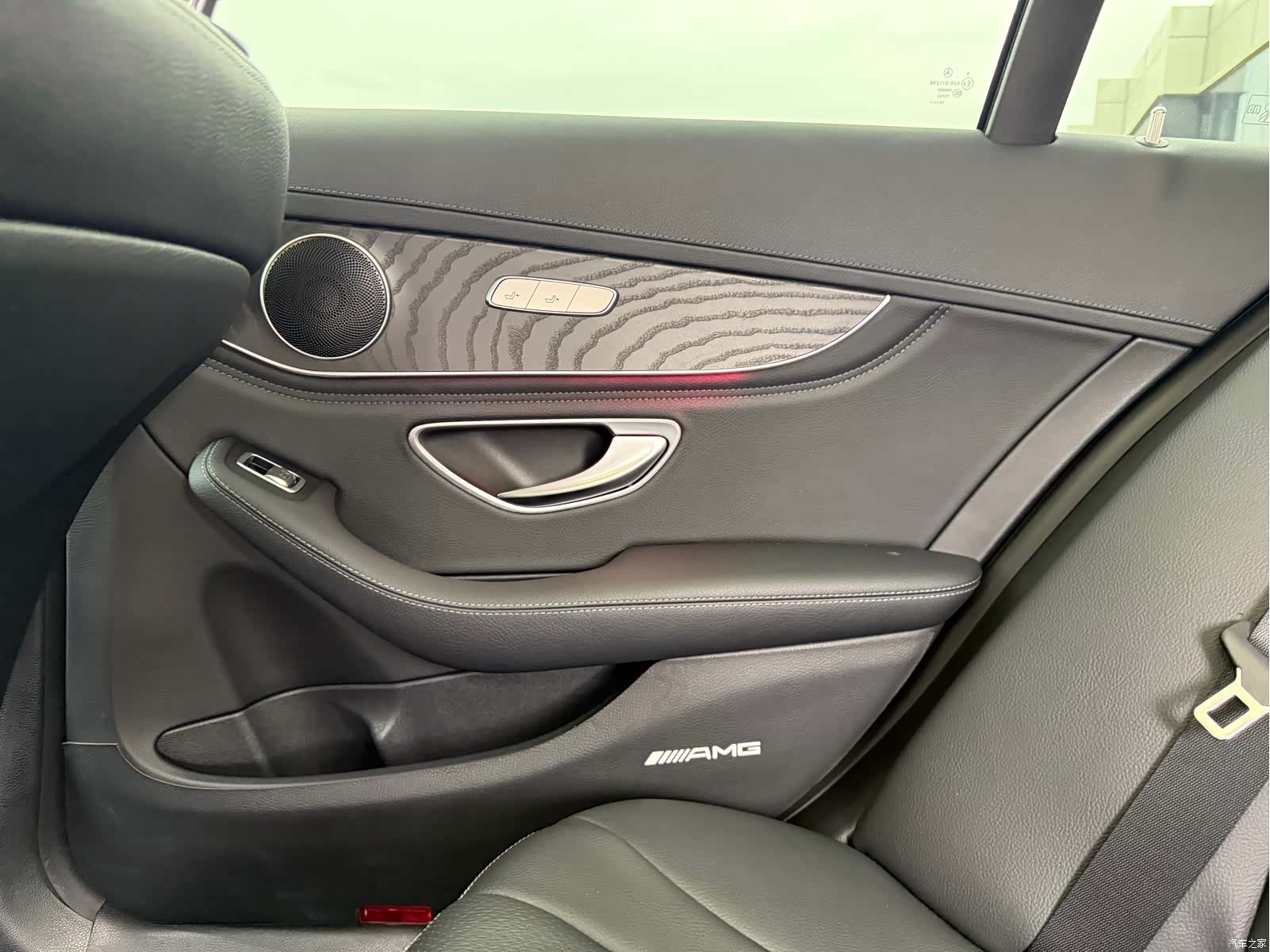 Mercedes-Benz C-Class, 2019 34