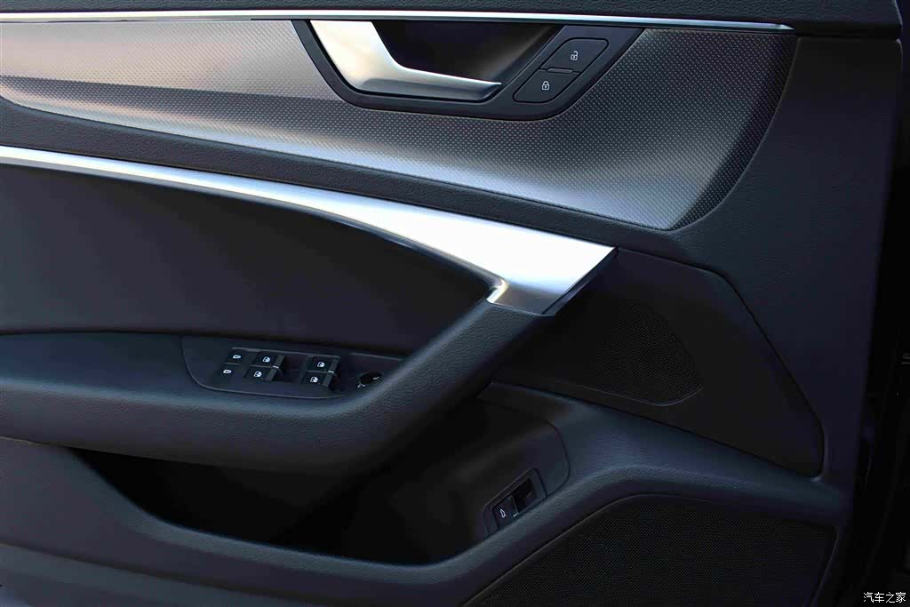 Audi A6L, 2021 11