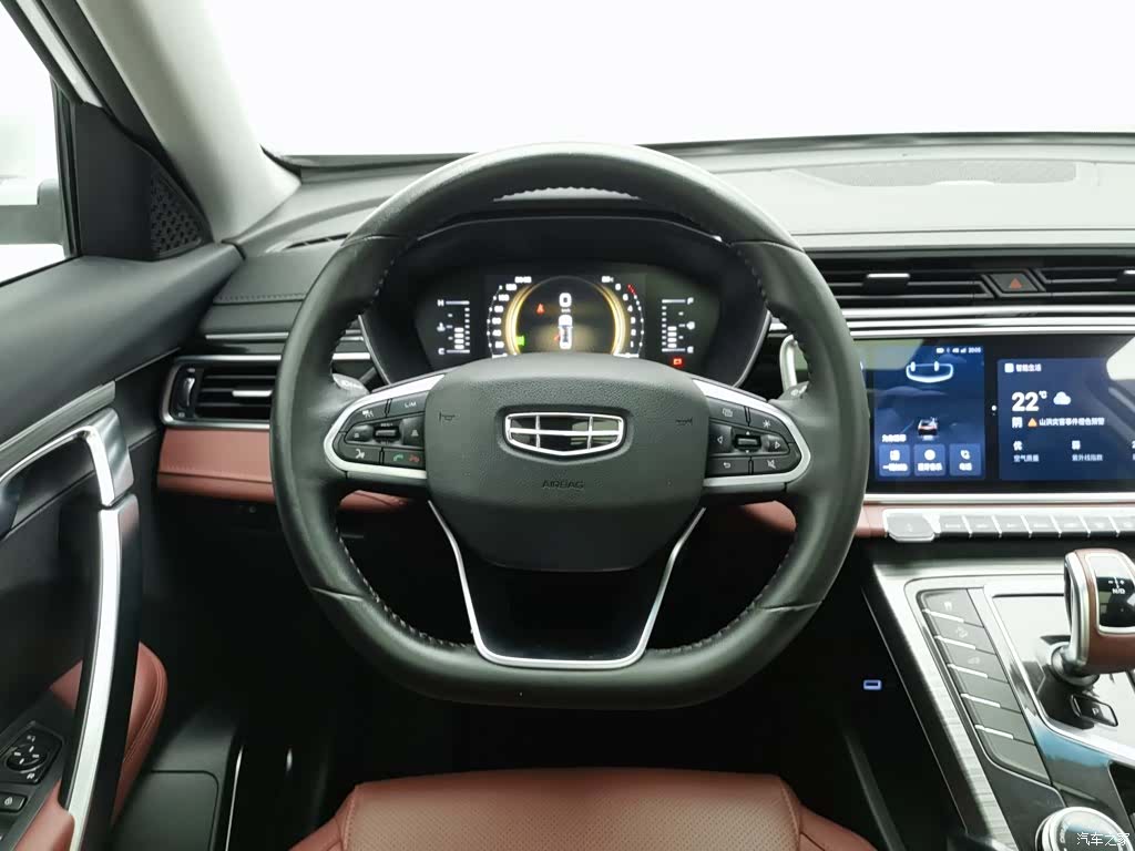 Geely Boyue, 2022 11