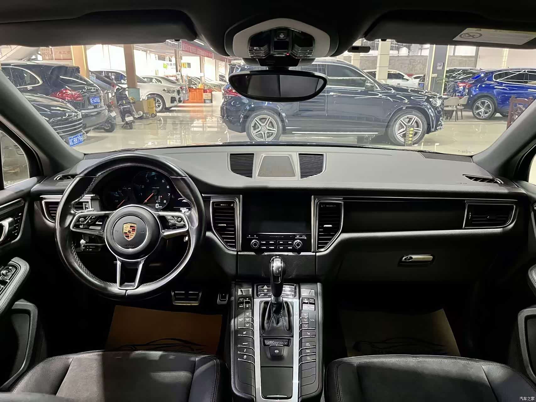 Porsche Macan, 2018 8