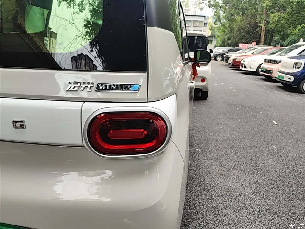 Wuling MINIEV, 2025 8