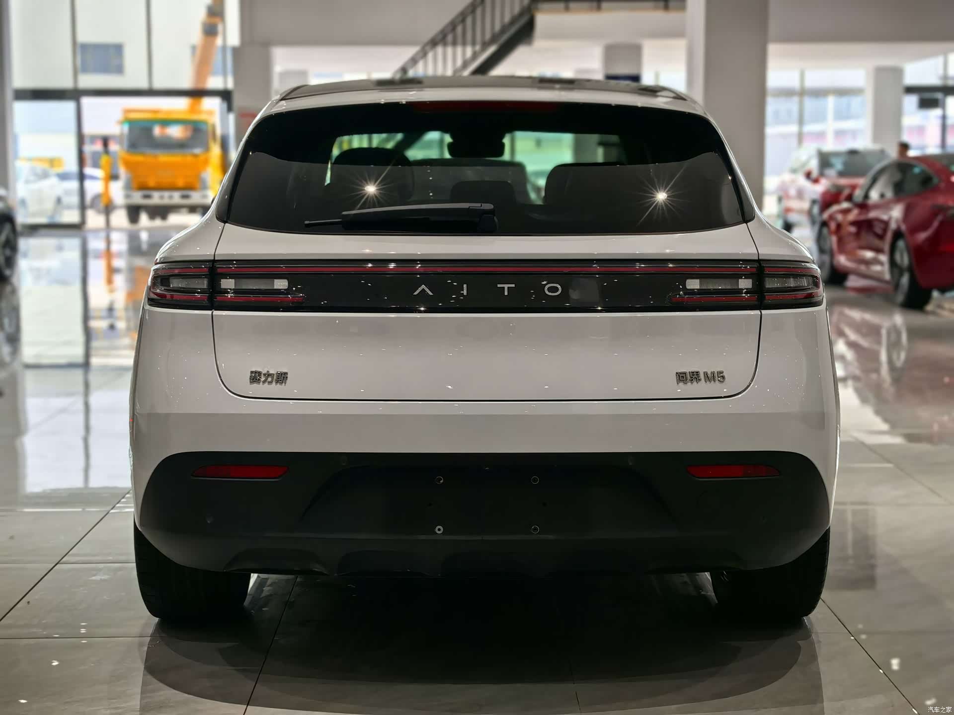 AITO M5, 2022 все фото