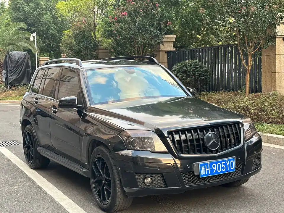 Mercedes-Benz GLK grade