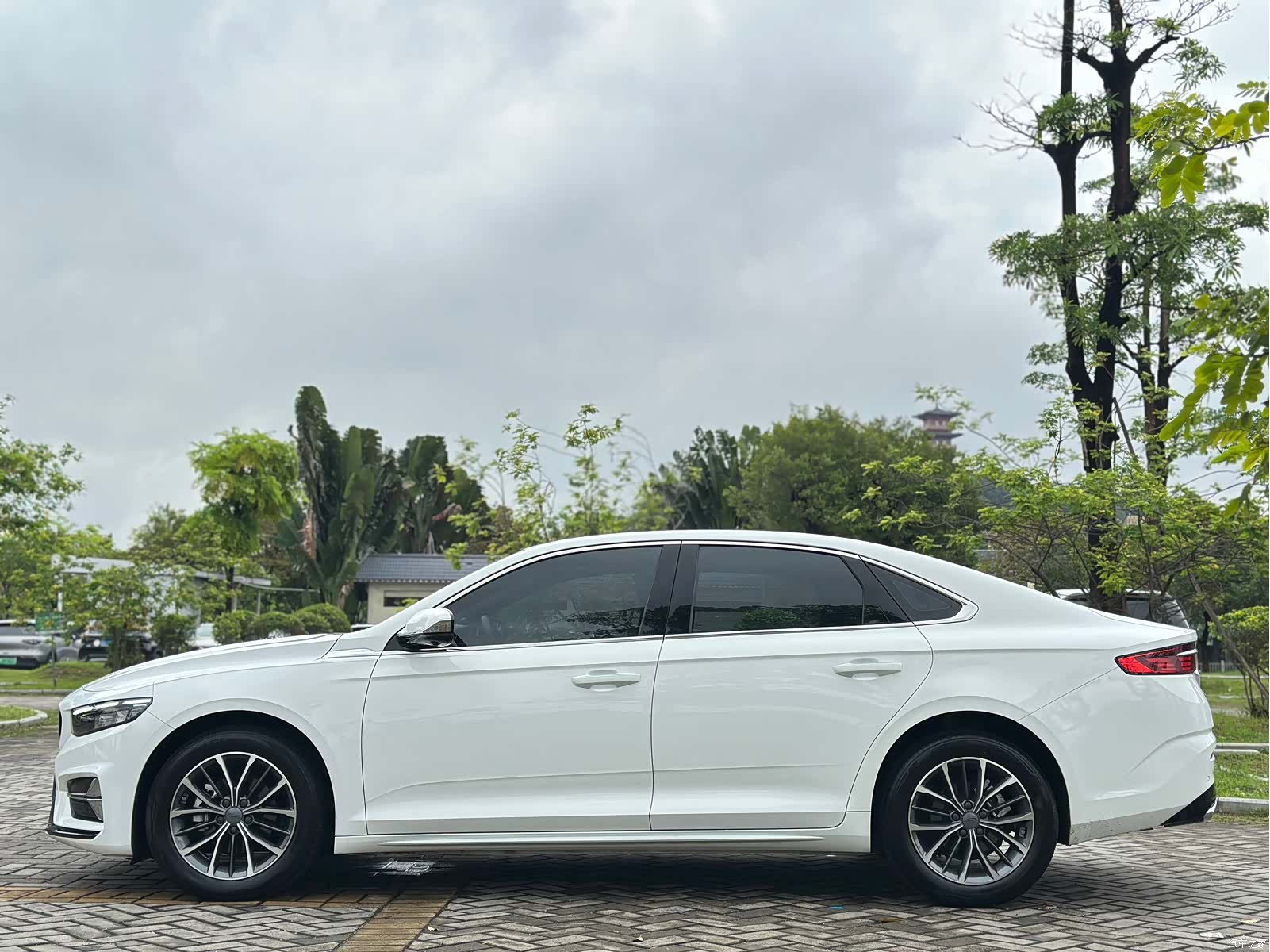 Geely Preface, 2024 10