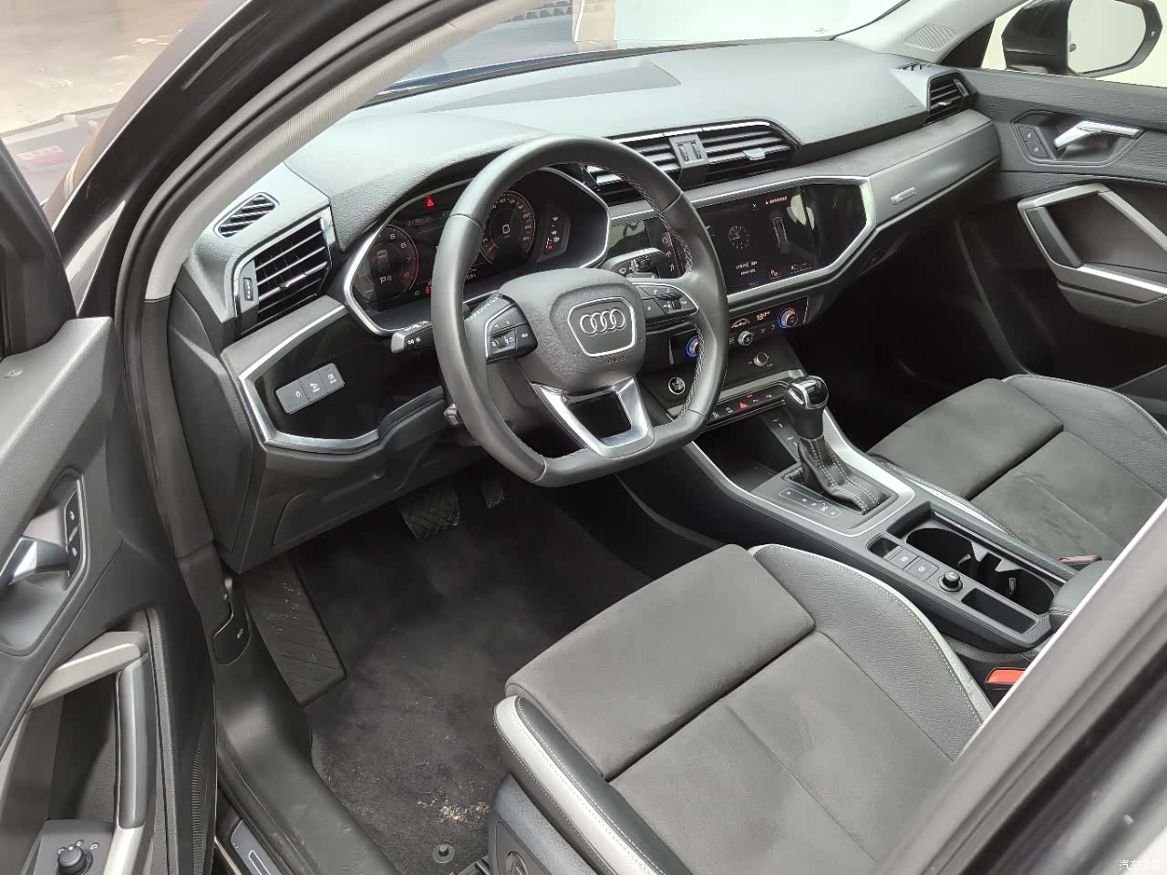 Audi Q3, 2022 7