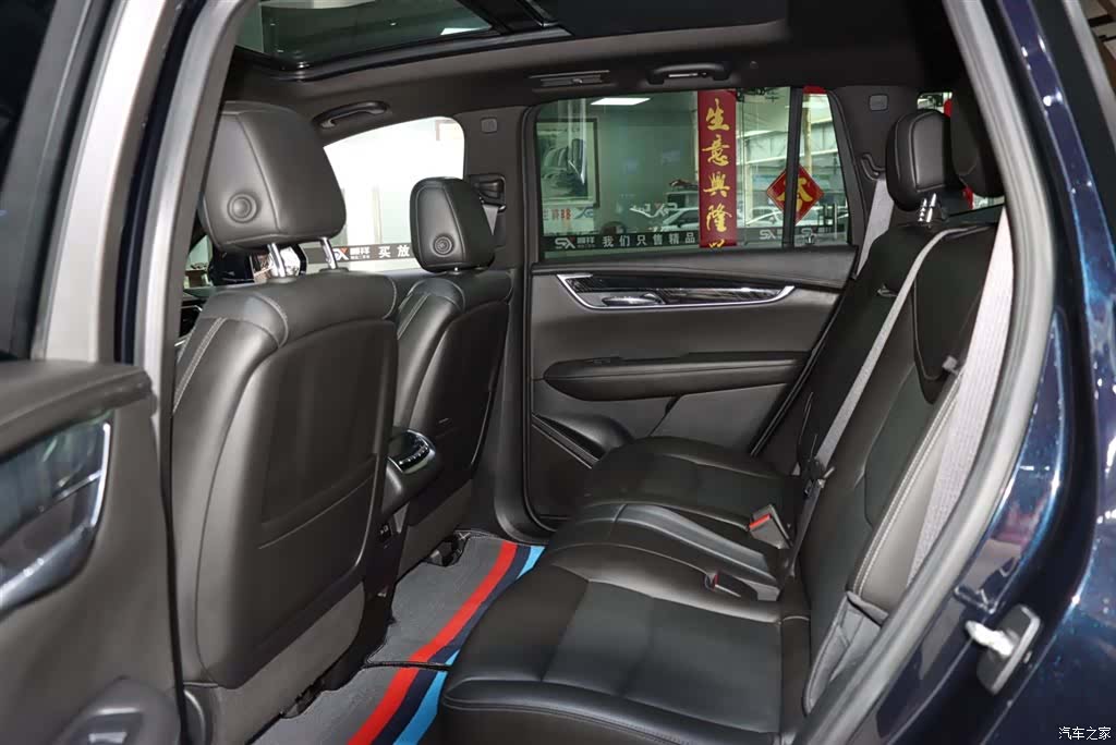 Cadillac XT6, 2021 11