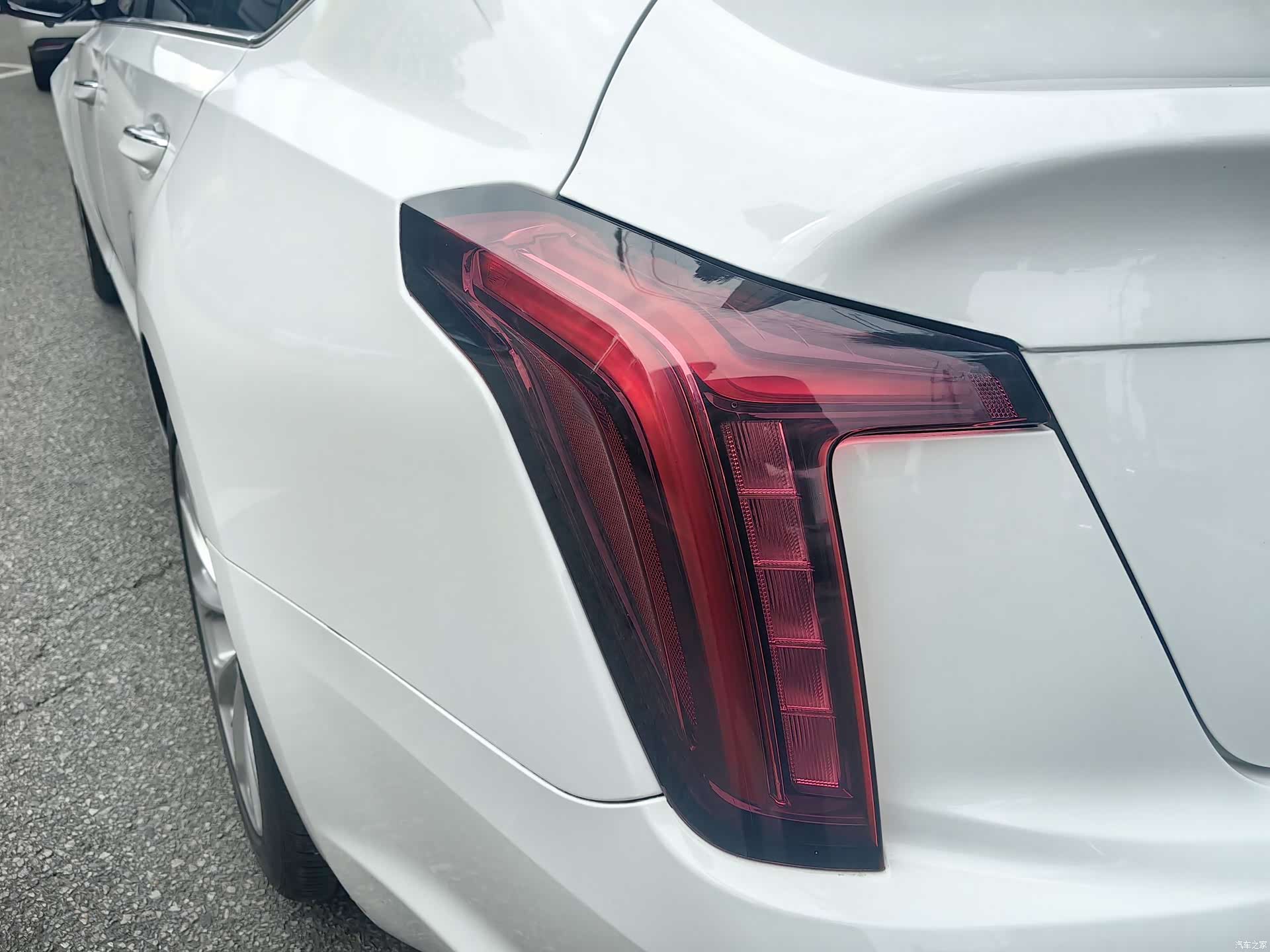 Cadillac CT5, 2022 28