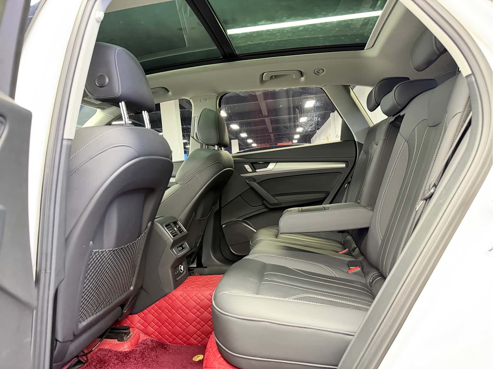 Audi Q5L, 2024 все фото
