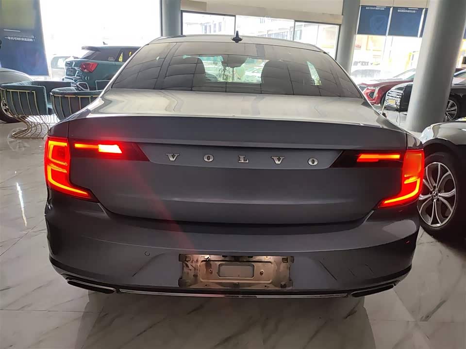 Volvo S90 Volvo S90