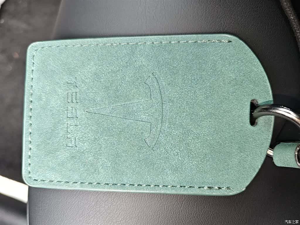 Tesla Model Y, 2023 9