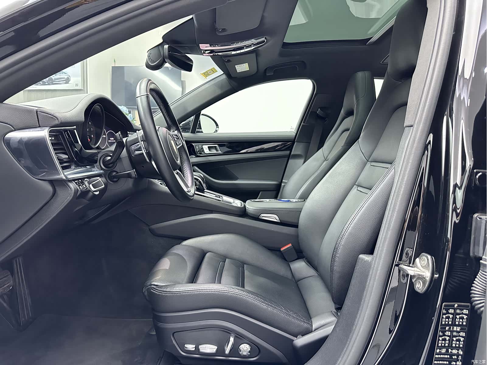 Porsche Panamera, 2018 9