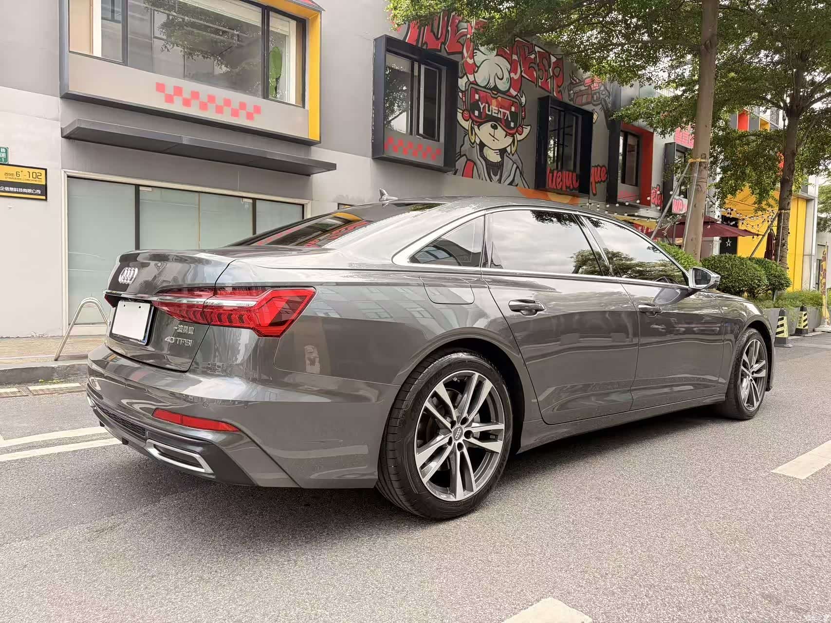Audi A6L, 2021 все фото
