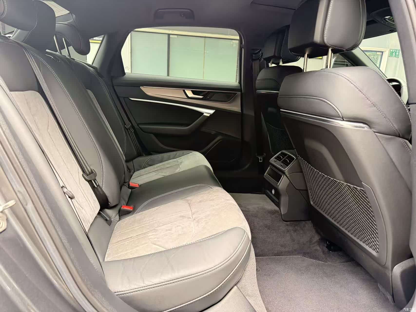 Audi A6L, 2021 12