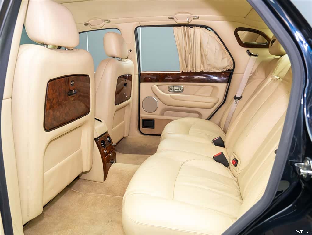 Bentley R, 2004 9