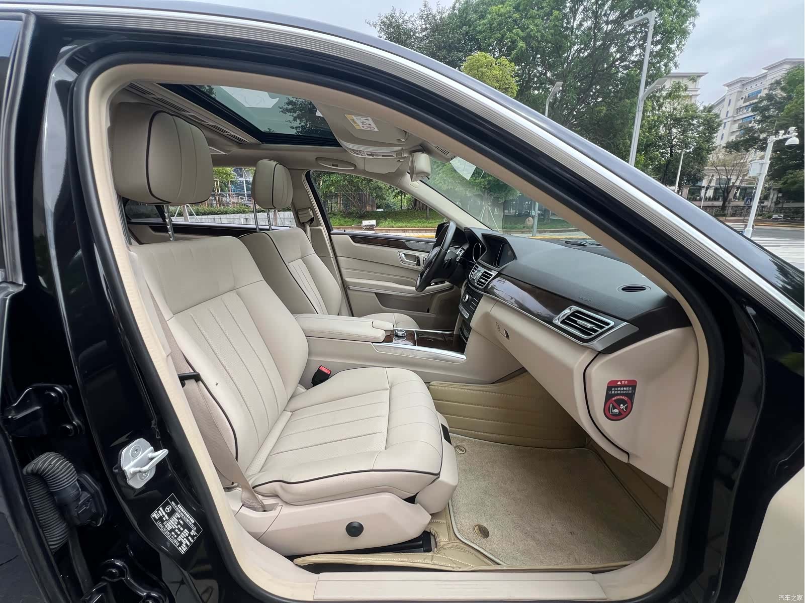 Mercedes-Benz E-Class, 2016 10
