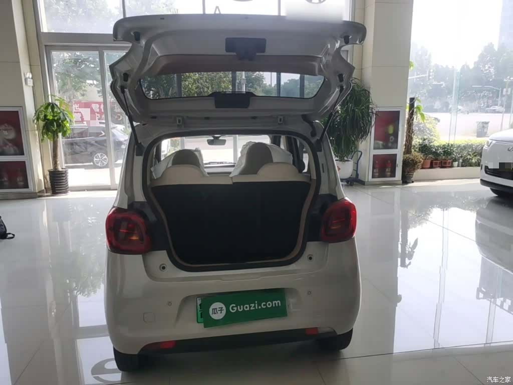 Wuling MINIEV, 2025 19