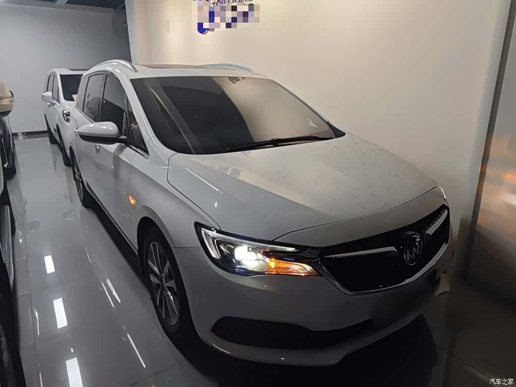 Buick GL6, 2022 22