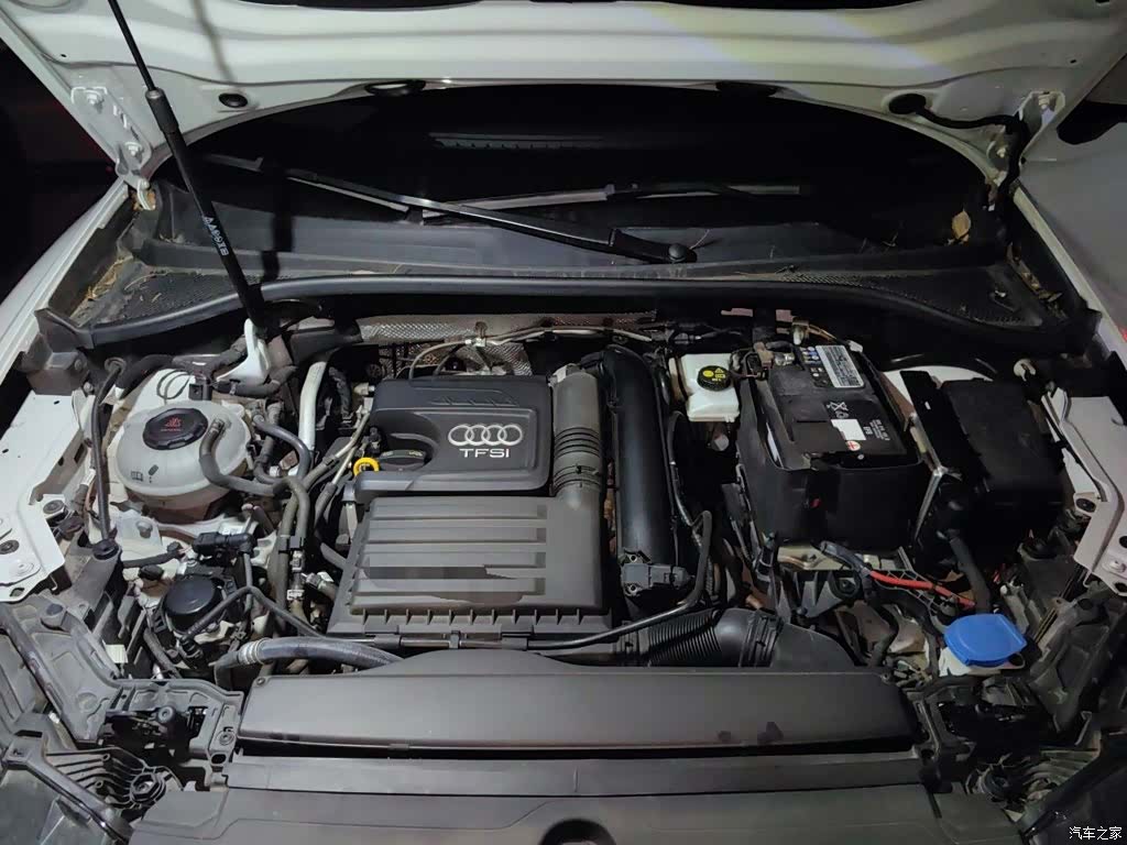 Audi Q3, 2022 16