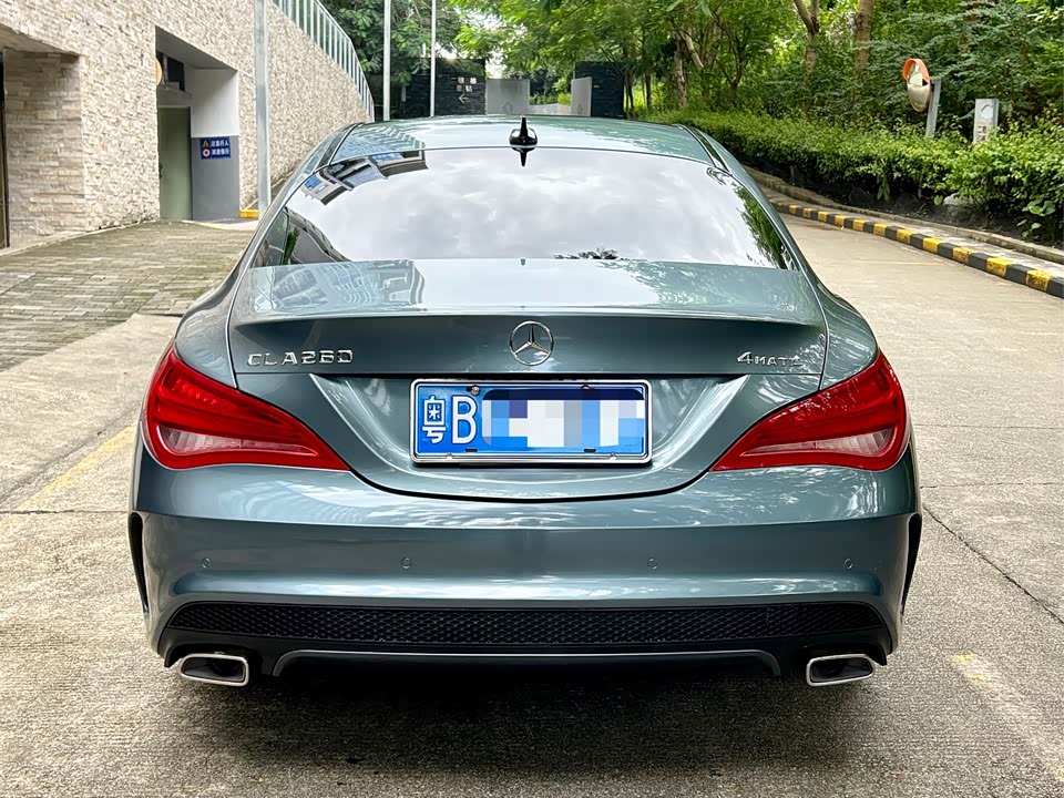 Mercedes-Benz CLA