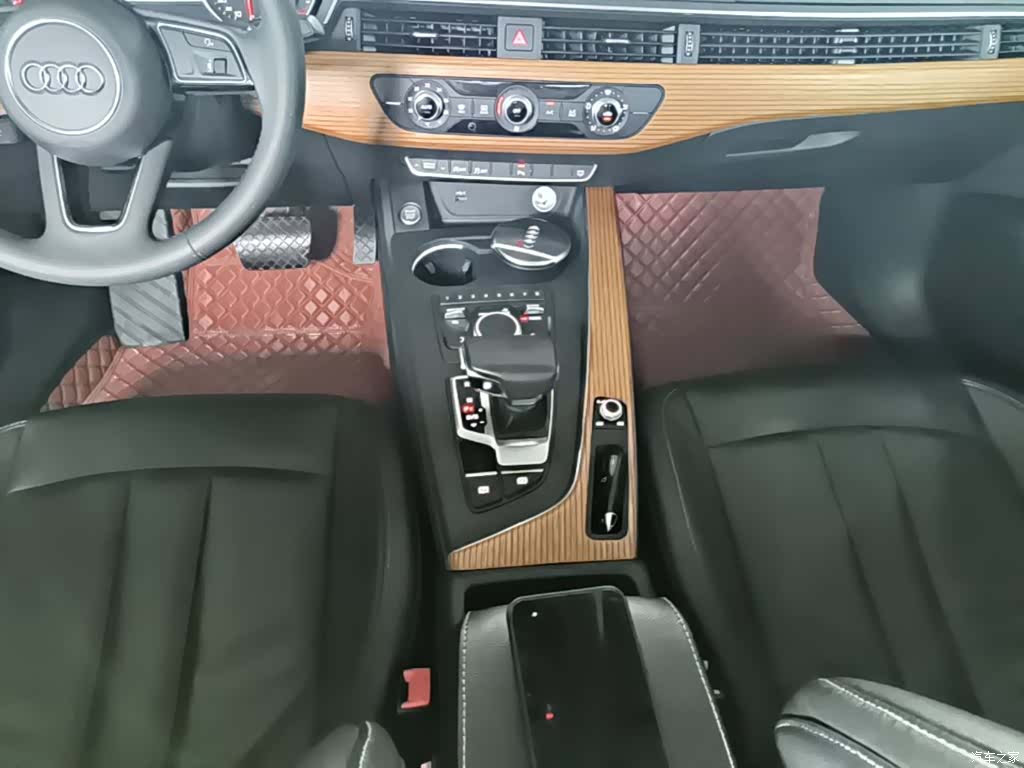 Audi A4L, 2019 14