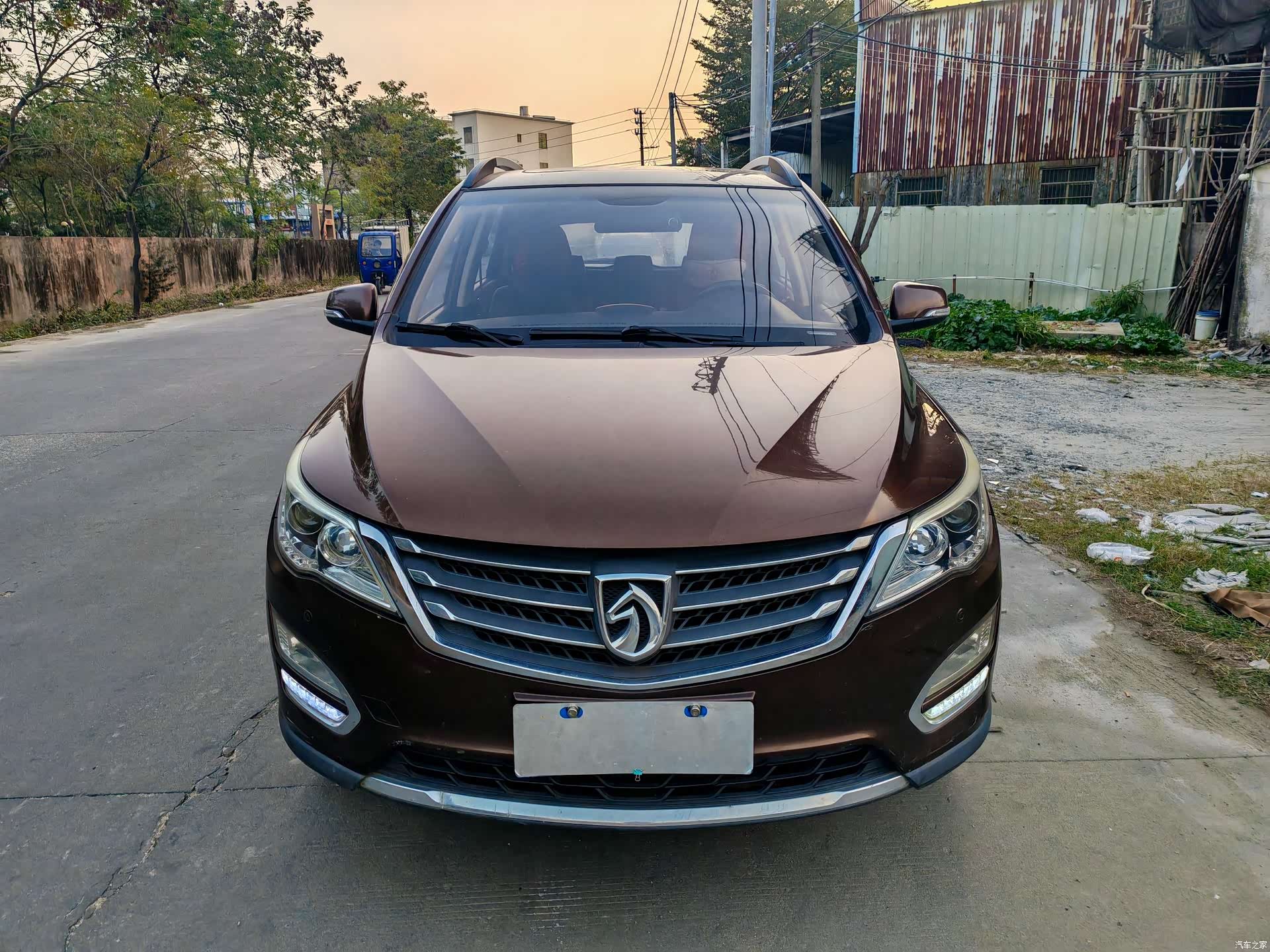 Wuling 560, 2016 2