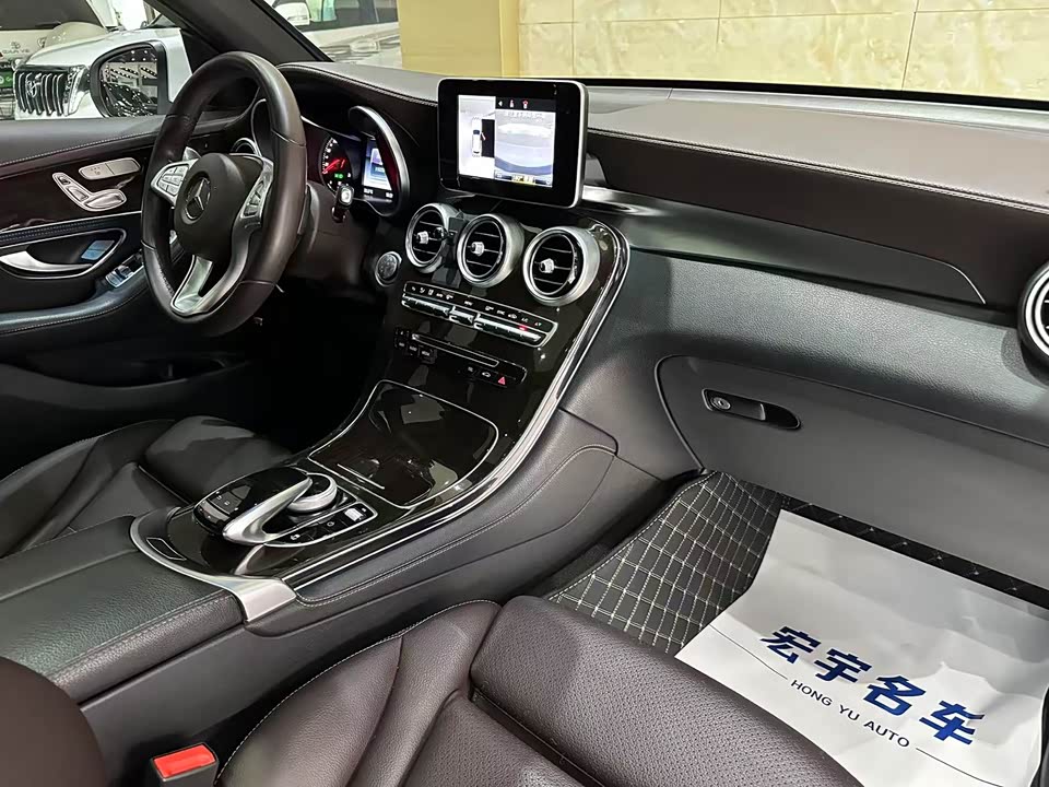 Mercedes-Benz GLC Mercedes-Benz GLC