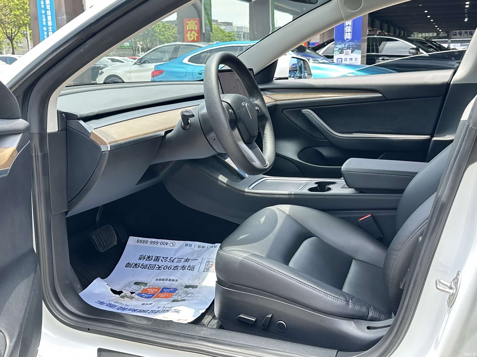 Tesla Model 3, 2021 12