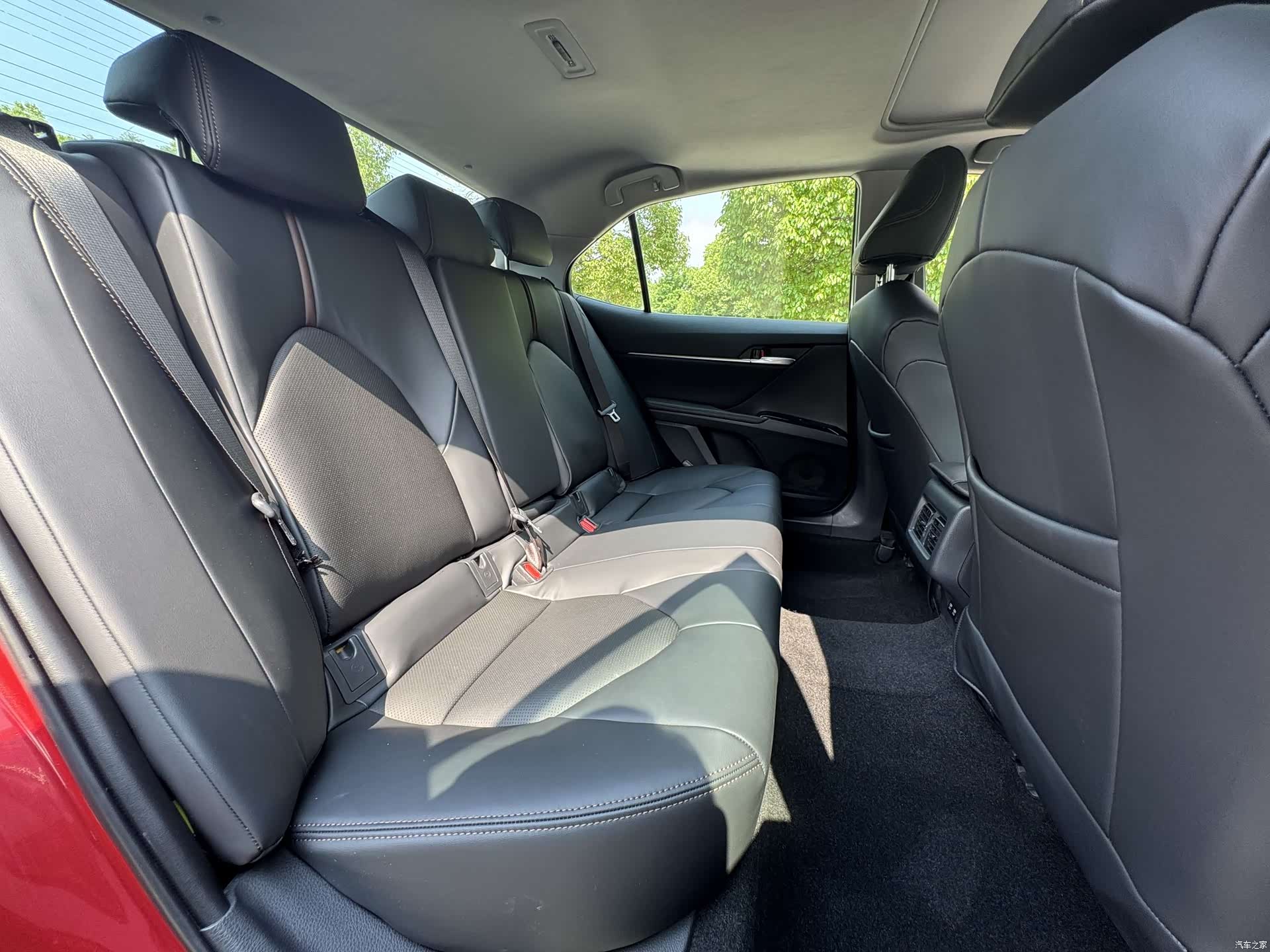 Toyota Camry, 2018 10