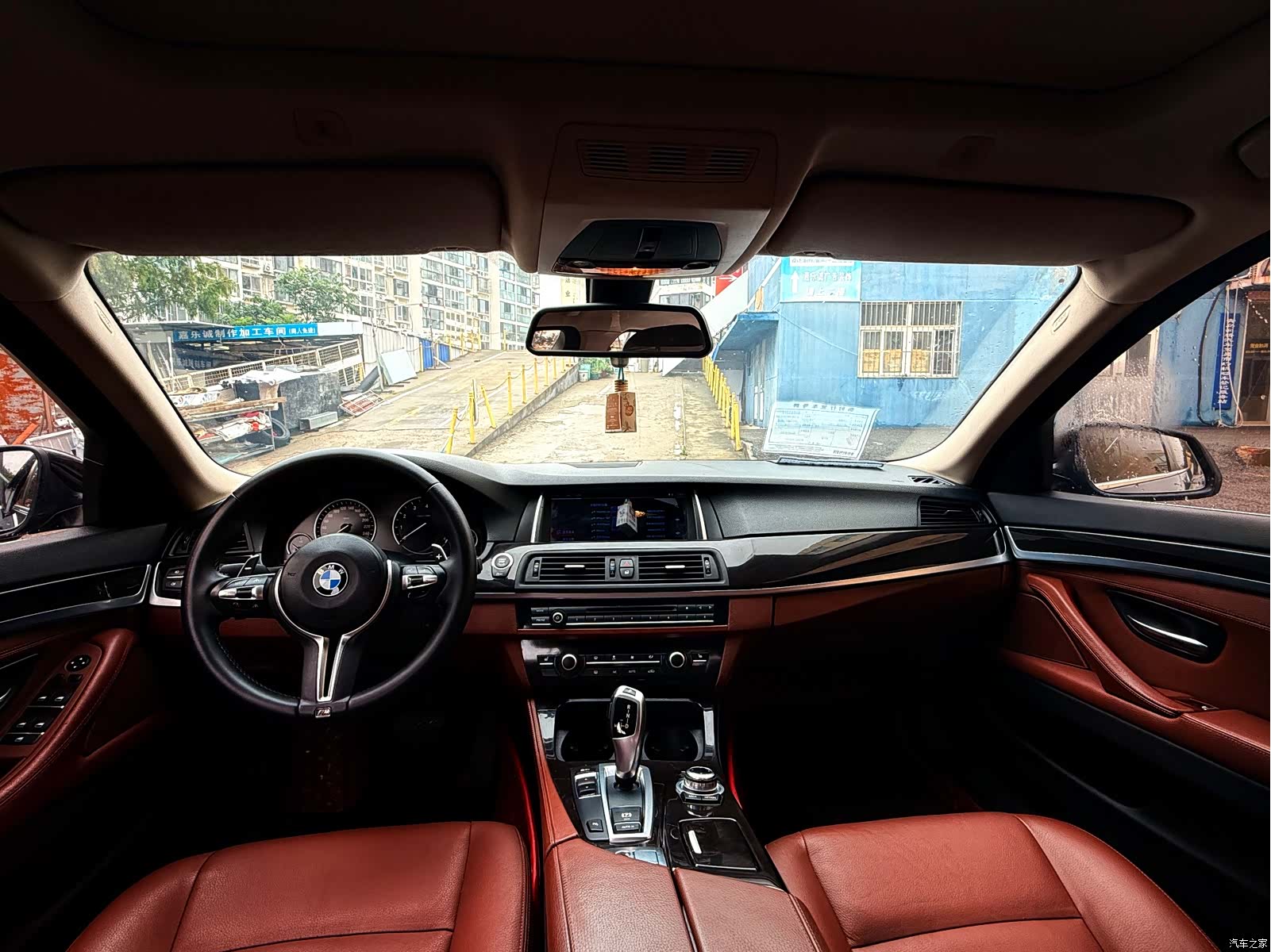 BMW 5 Series, 2014 9