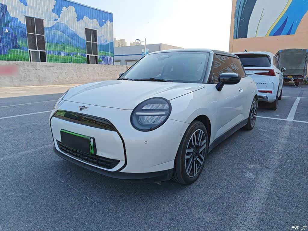 Mini Cooper, 2025 1