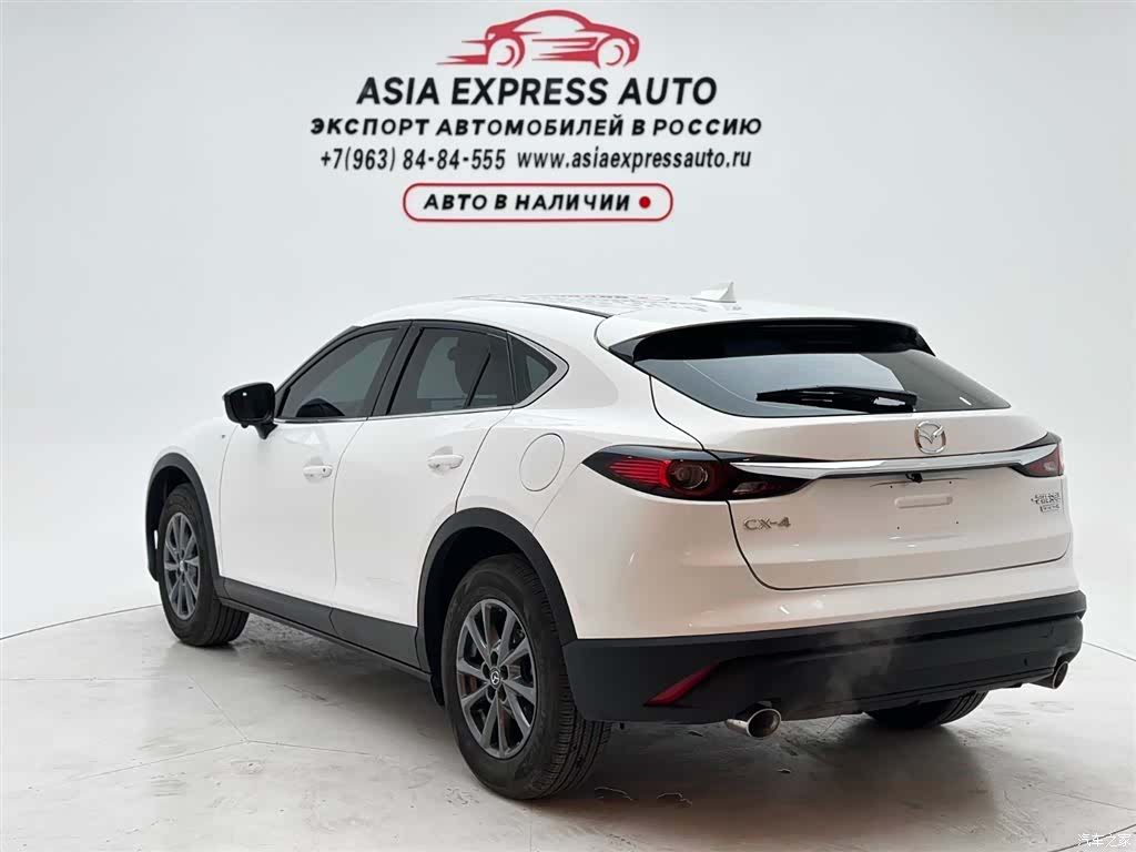Mazda CX-4, 2023 4