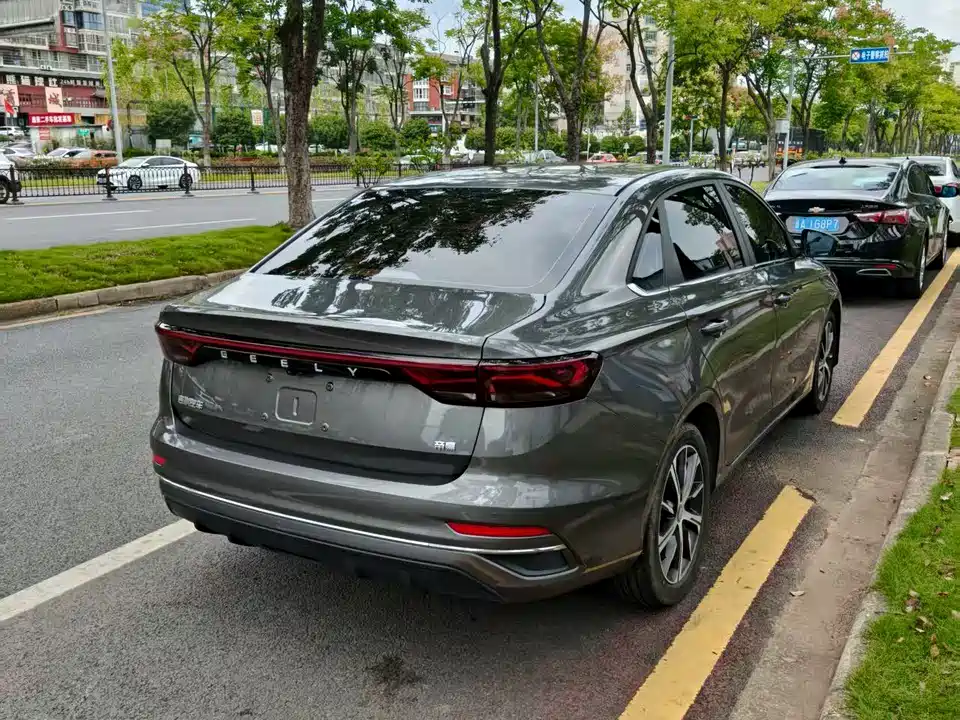 Geely Emgrand