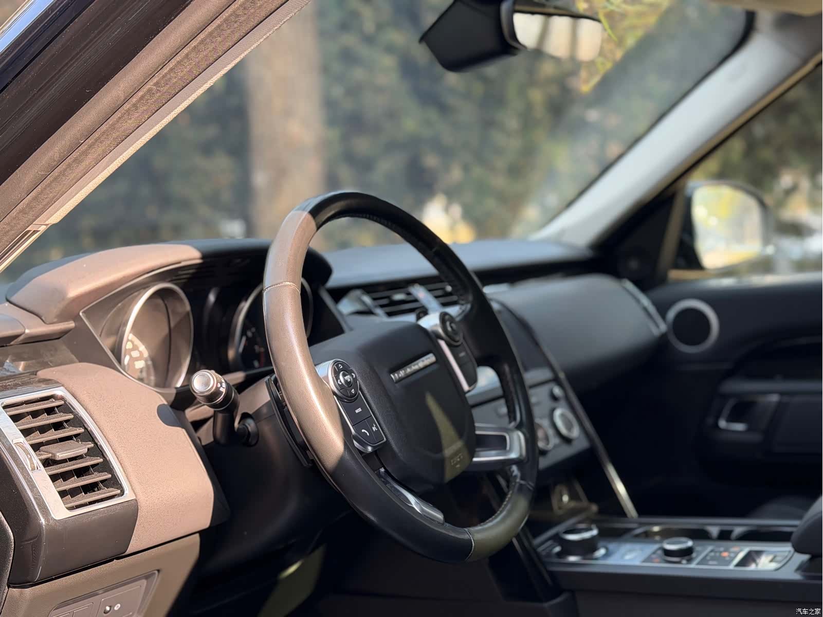 Land Rover Discovery, 2018 4