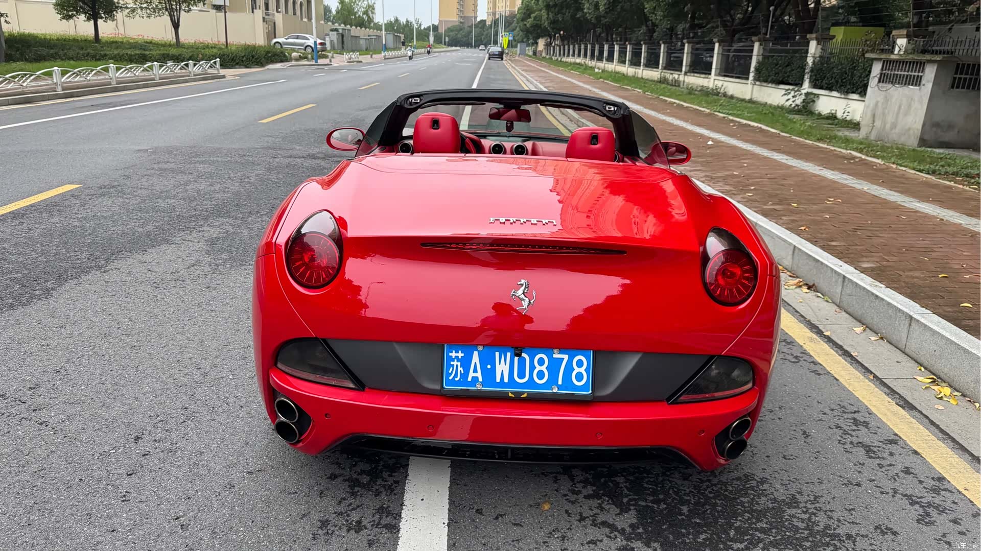 Ferrari California, 2011 16
