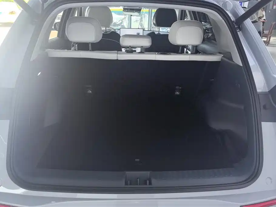 Geely Galaxy Galaxy E5