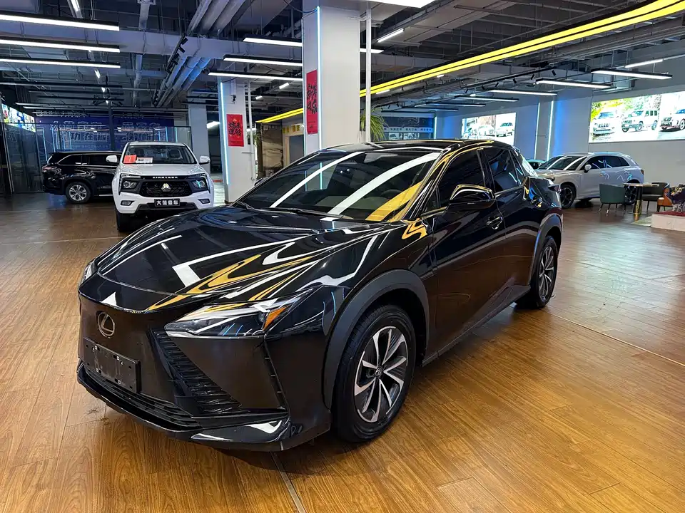 Lexus RZ