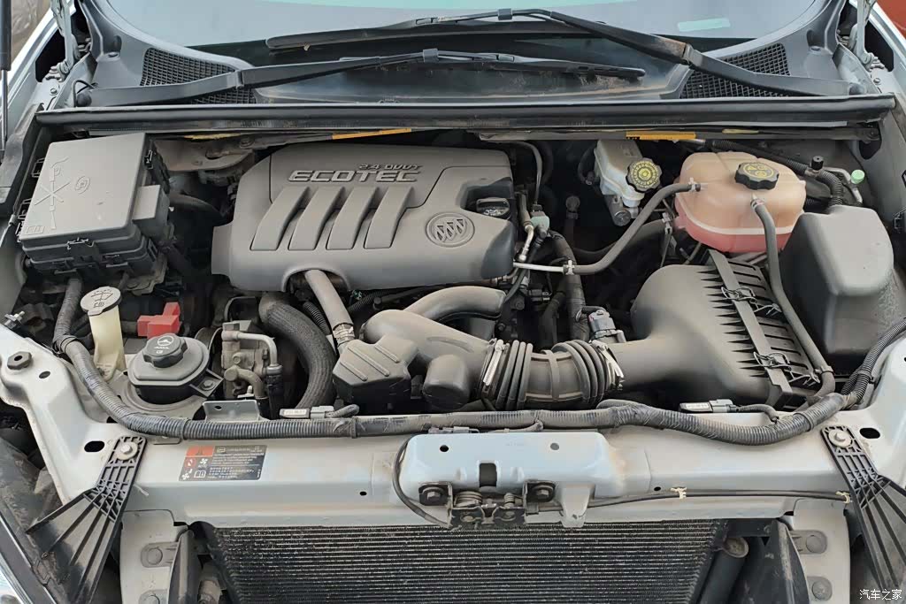 Buick GL8, 2016 10